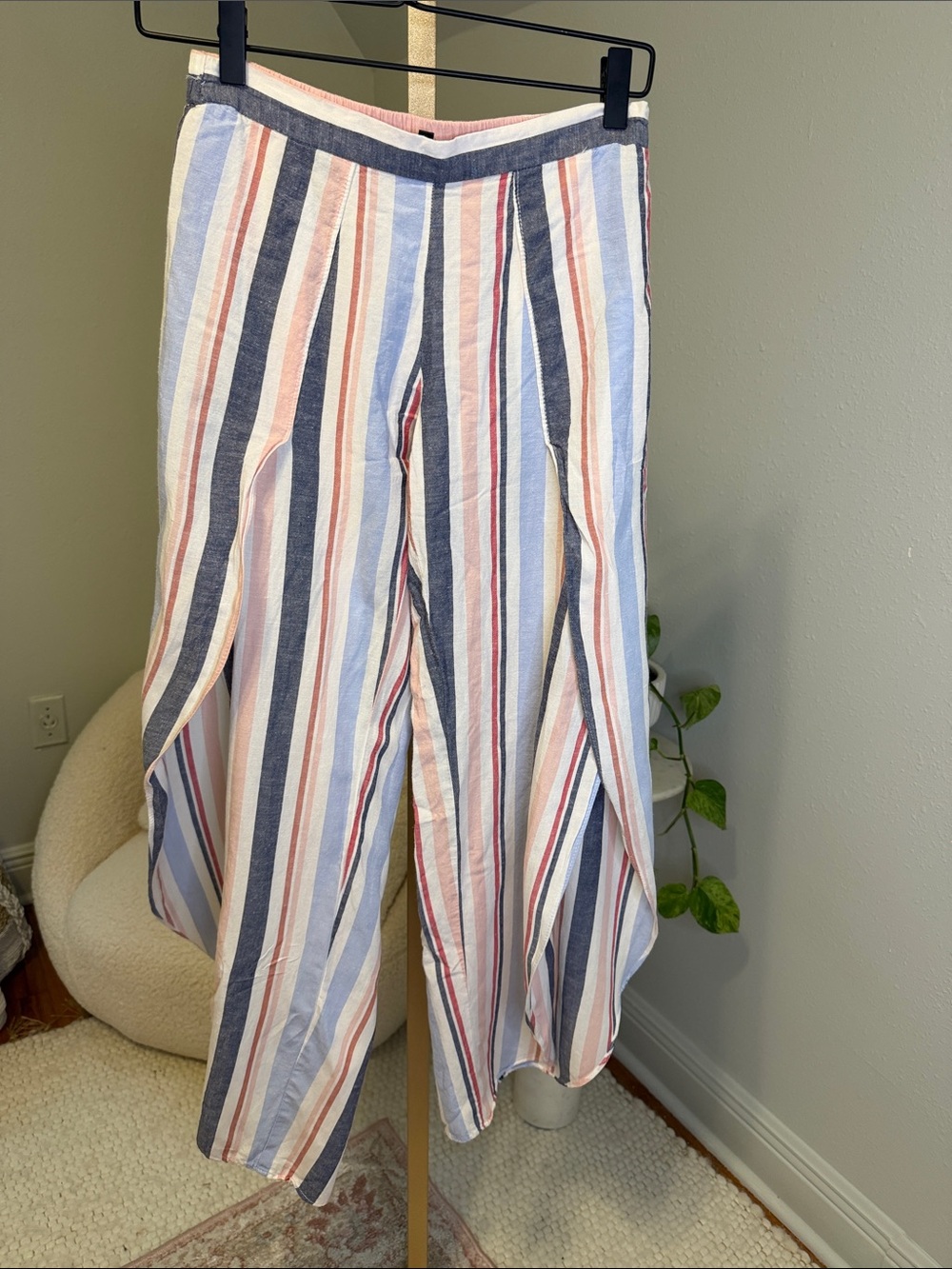 DREW Striped split leg in Blue, White & Pink